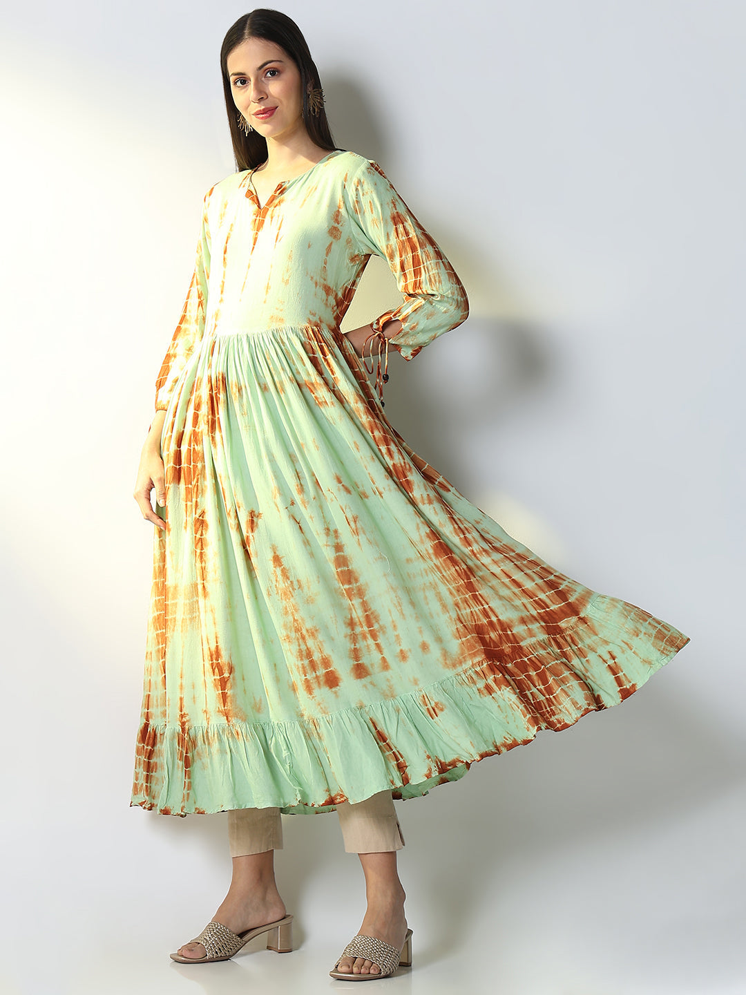 Women's Green Abstract Anarkali Kurta