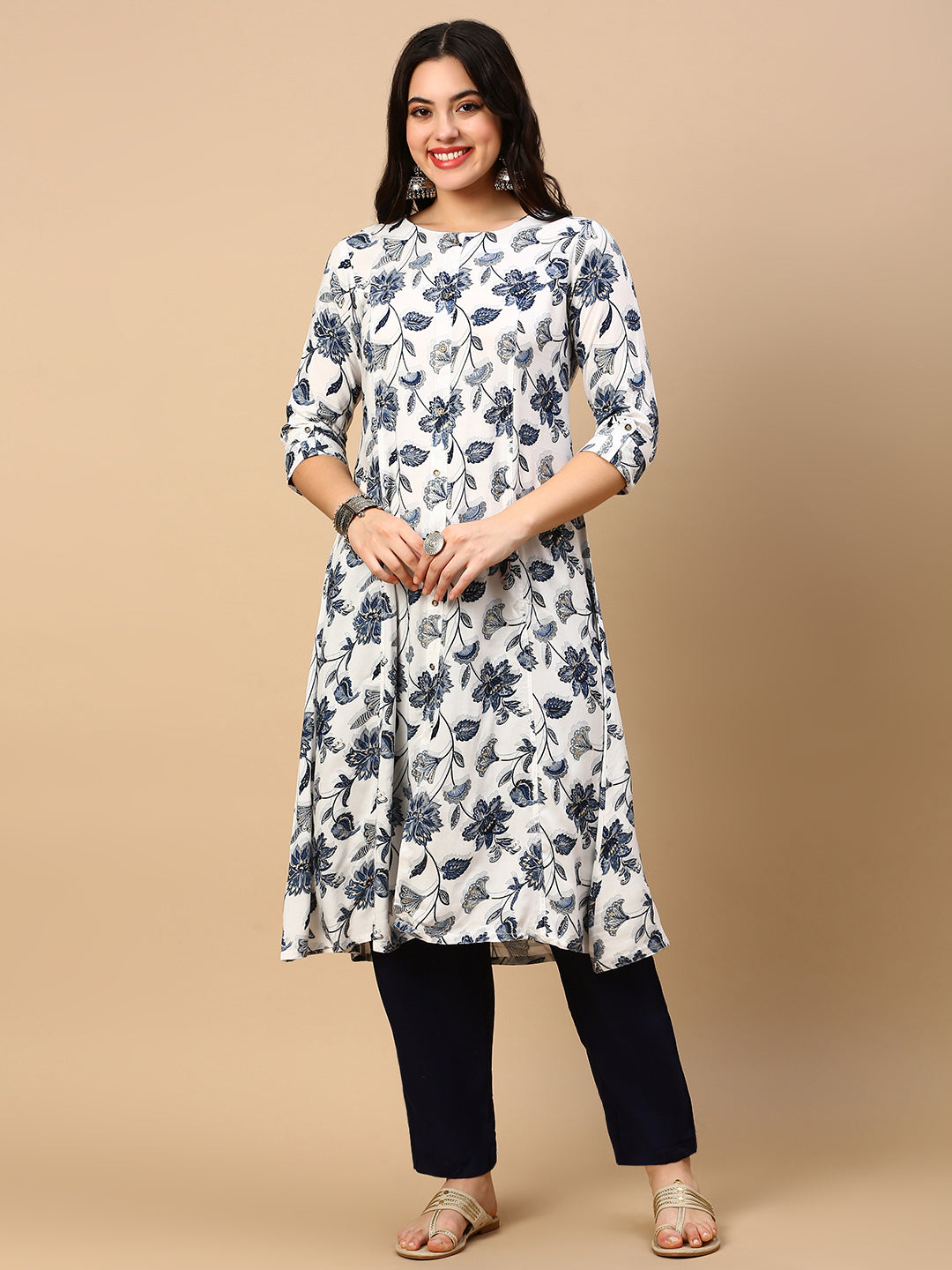 Women's White Floral Straight Kurta