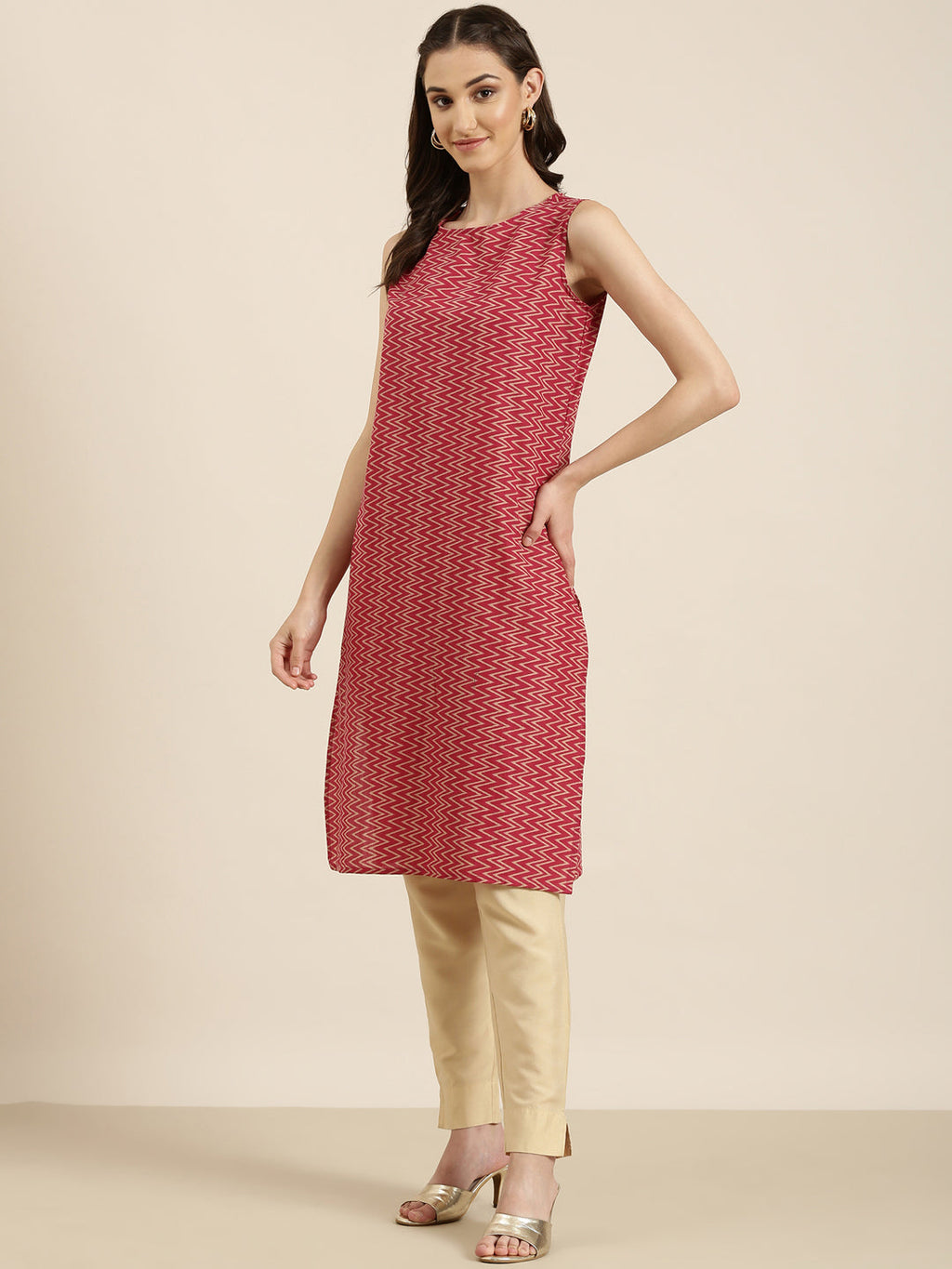 Women's Fuchsia Geometric Printed Straight Kurta