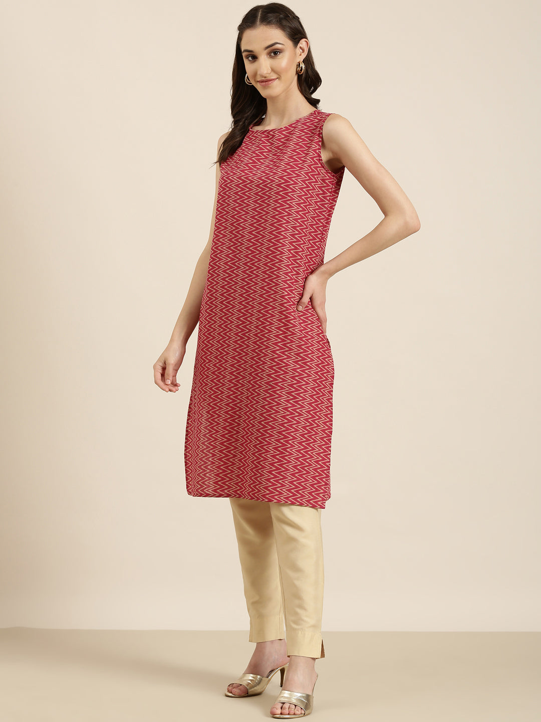 Women's Fuchsia Geometric Printed Straight Kurta