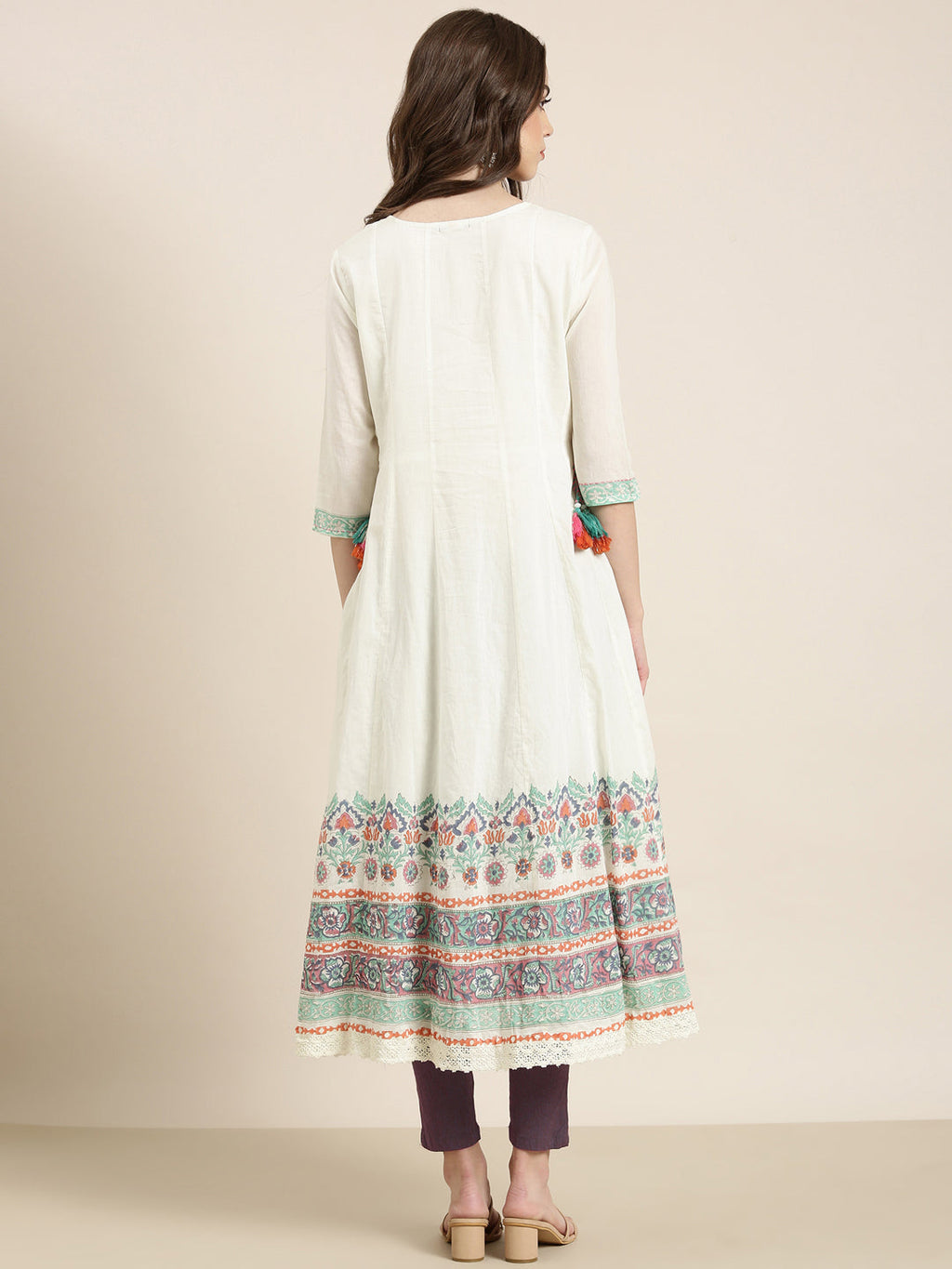 Women's Cream Ethnic Motif Printed Thread Work Anarkali Kurta