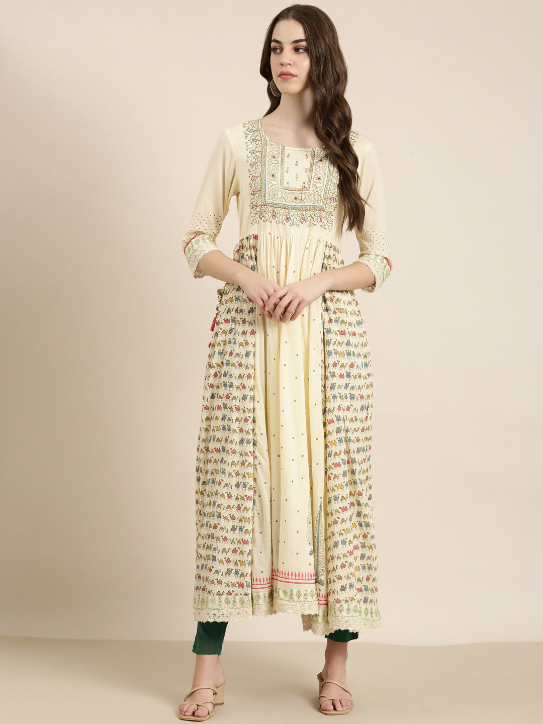 Women's Cream Ethnic Motifs Printed Anarkali Kurta