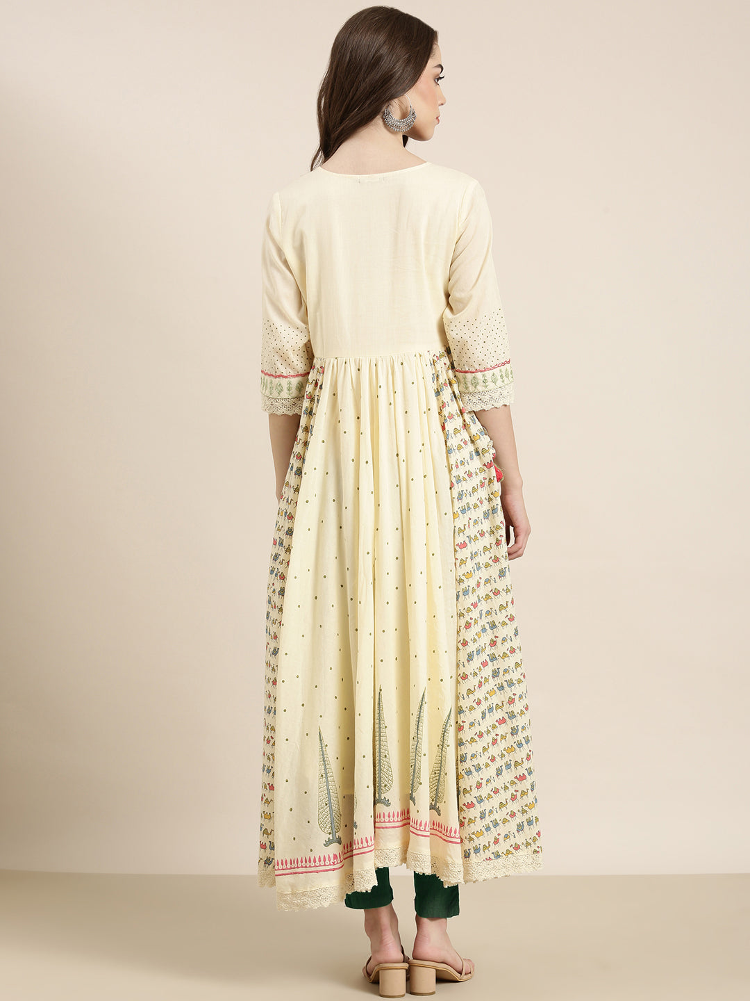Women's Cream Ethnic Motifs Printed Anarkali Kurta