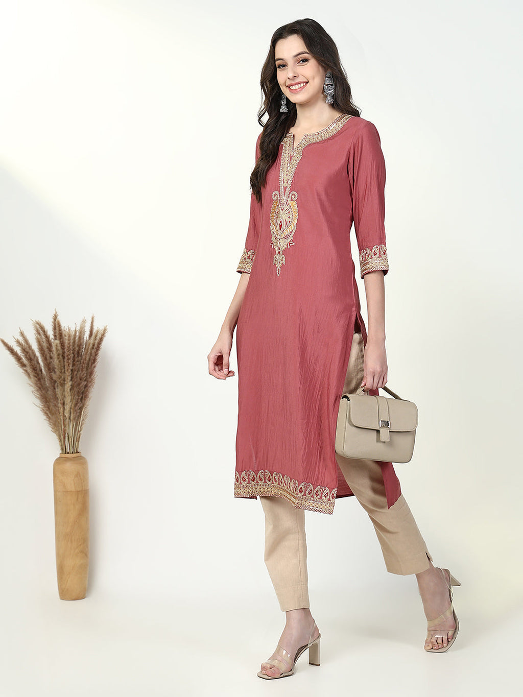 Women's Pink Solid Straight Kurta