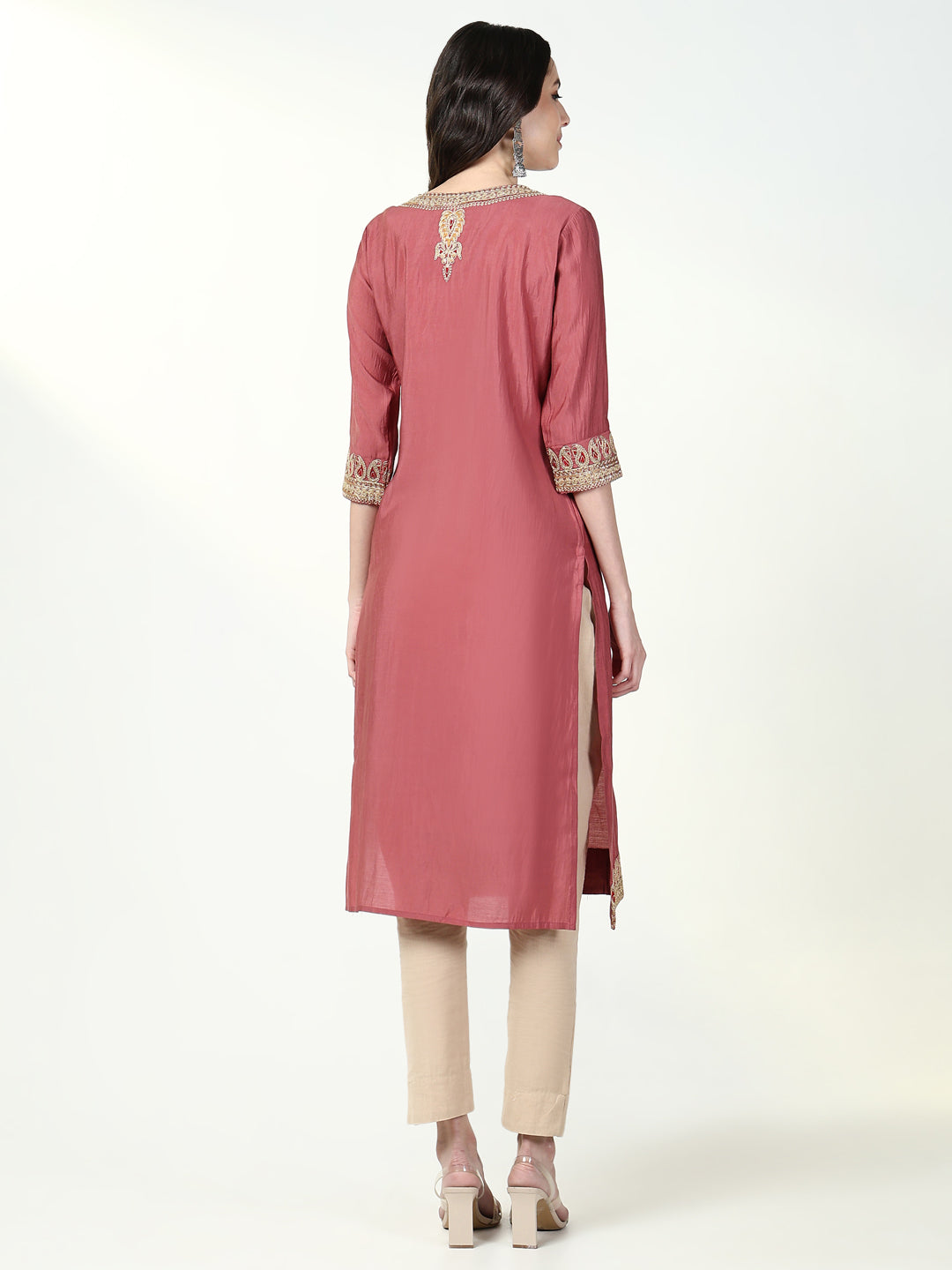 Women's Pink Solid Straight Kurta