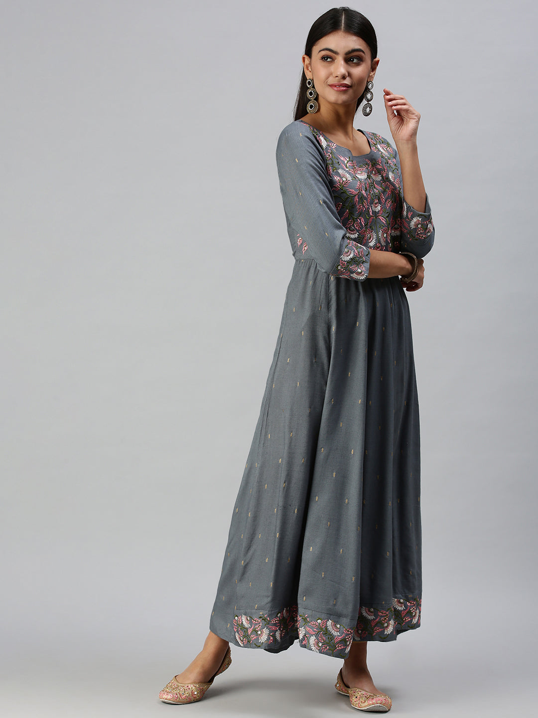 Women's Blue Floral Embroidered Thread Work Anarkali Kurta