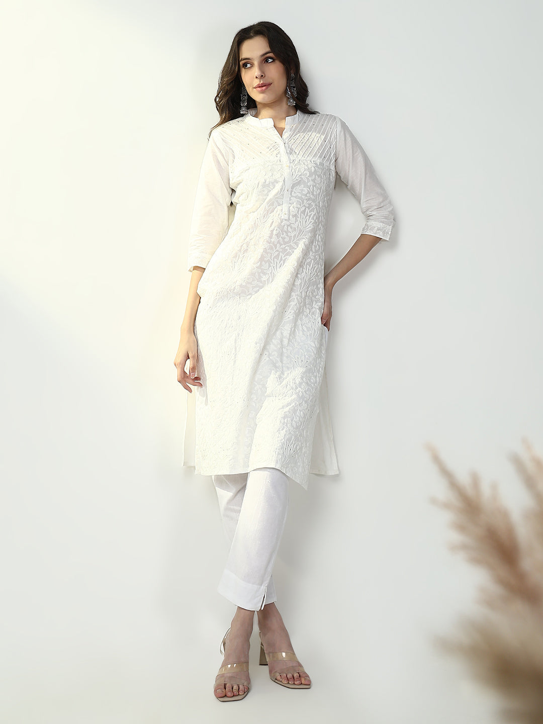 Women's White Solid Straight Kurta