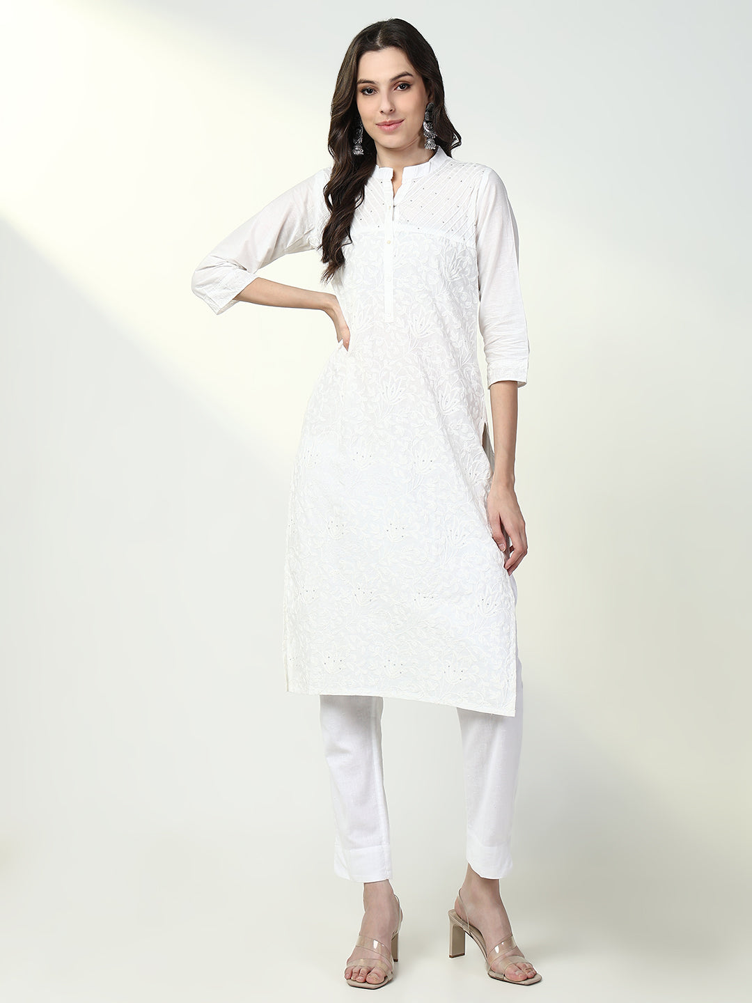 Women's White Solid Straight Kurta