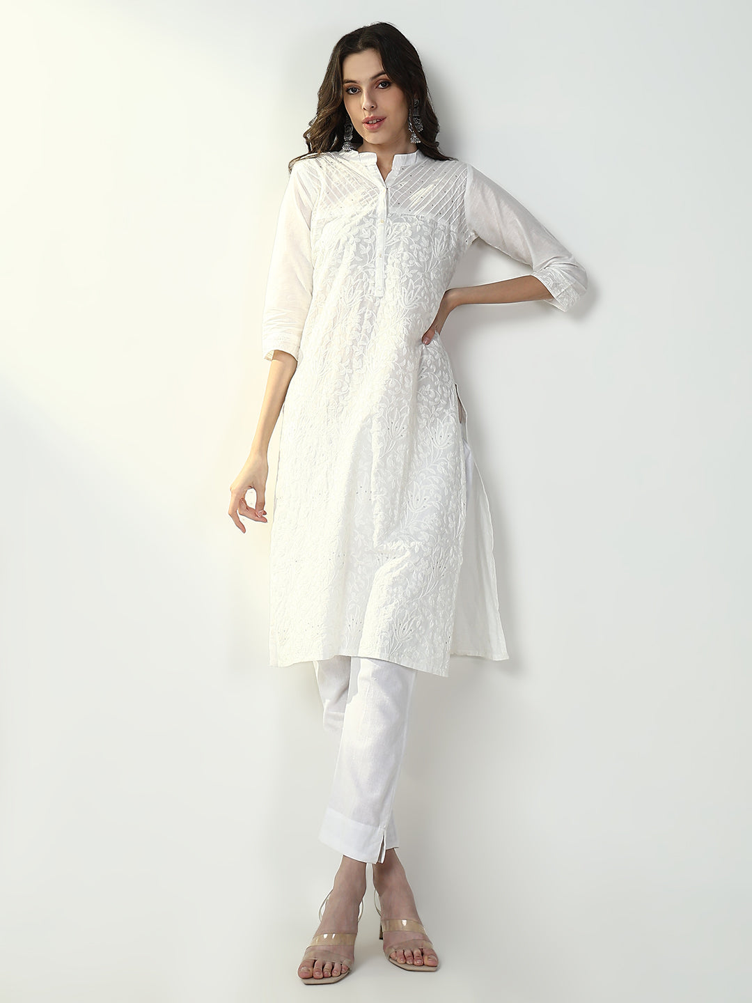 Women's White Solid Straight Kurta