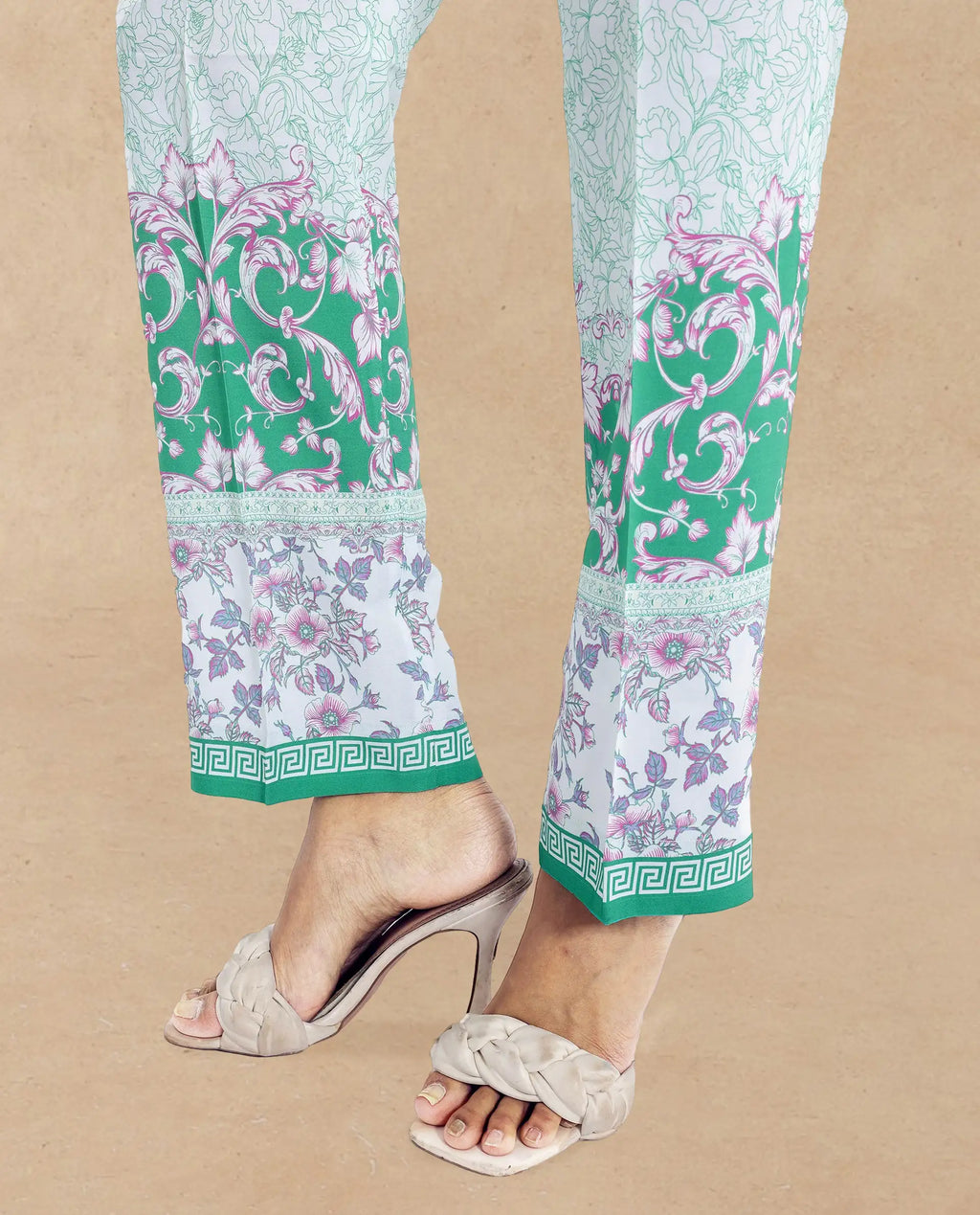 Rareism Women's Sepio-B Light Green Viscose Abstract Print Ankle Length Straight Fit Trouser