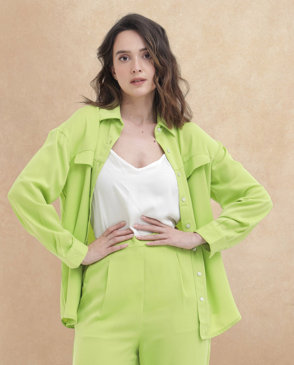 Rareism Women's Sergey-T Green Polyester Drop Collar Plain Cuffed Sleeve Regular Fit Top