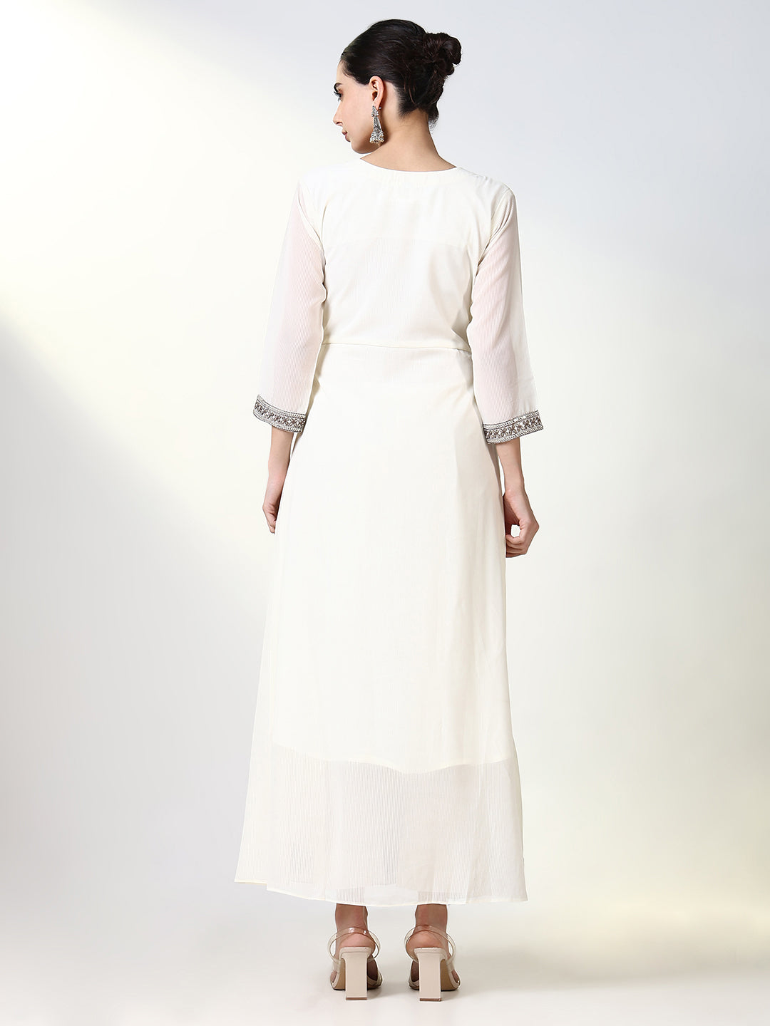 Women's Off White Embroidered Anarkali Kurta