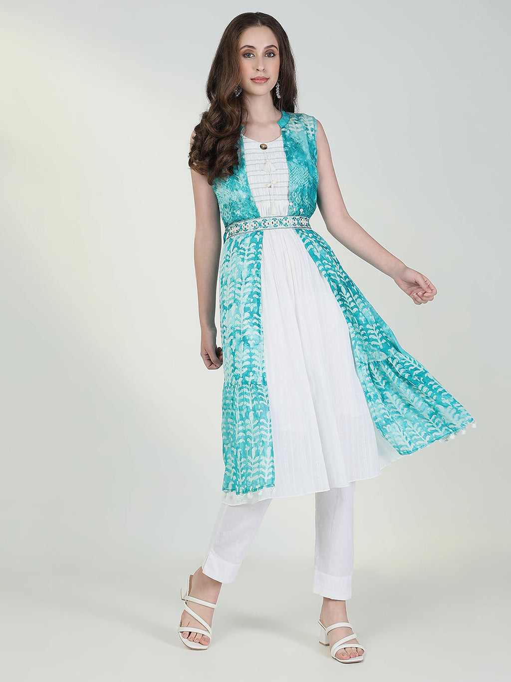 Women's White Solid Kurta with Coat and Belt