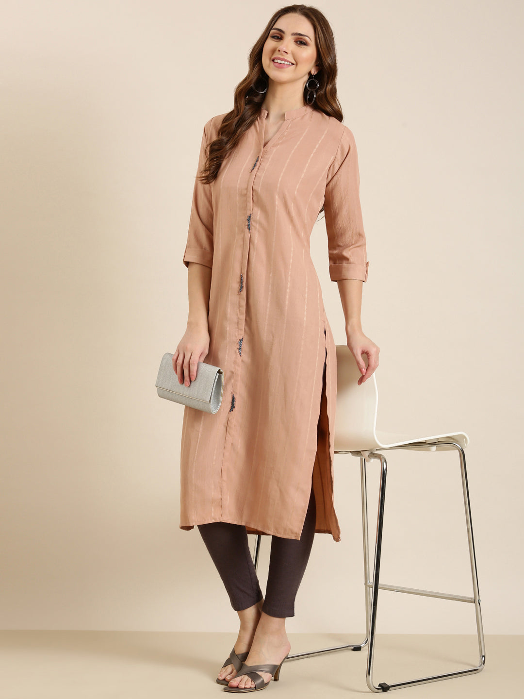 Women's Peach Striped Mandarin Collar Beads & Stones Straight Kurta