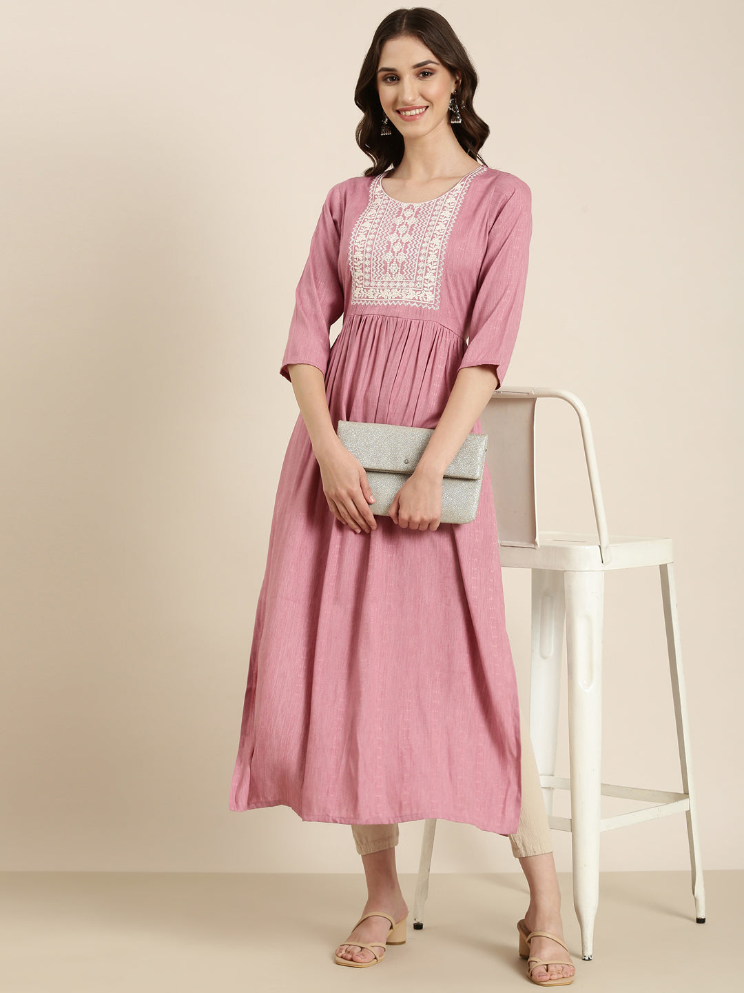 Women's Pink Floral Yoke Design Thread Work Pleated Kurta