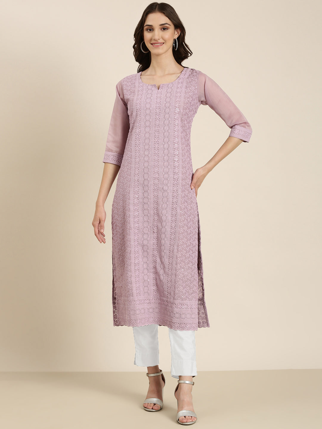 Women's Lavender Ethnic Motif Embroidered Straight Kurta