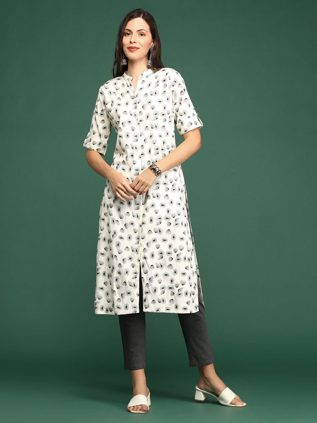 Women's Off White Printed Cotton Straight Kurta
