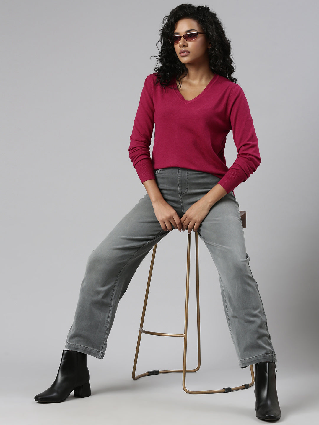 Women's Fuchsia V-Neck Regular Top