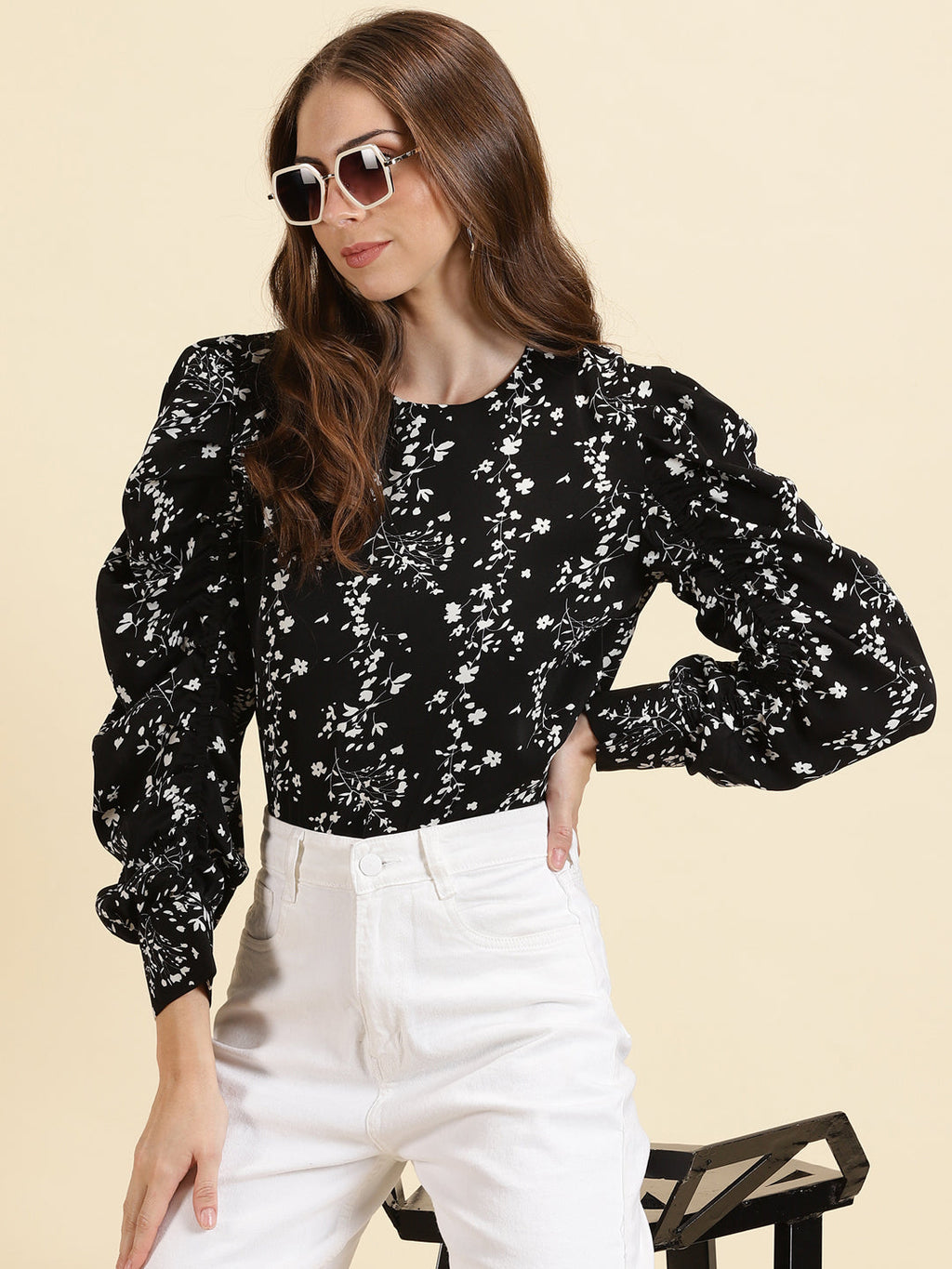 Women's Black Floral Print Puff Sleeve Crepe Top