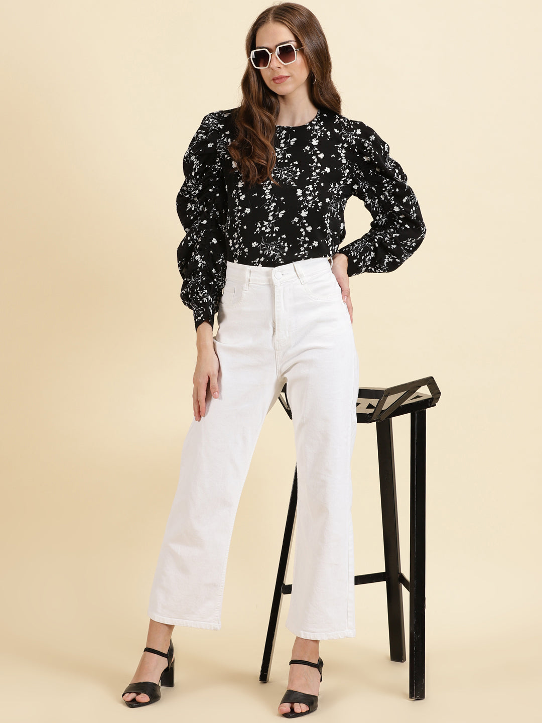 Women's Black Floral Print Puff Sleeve Crepe Top