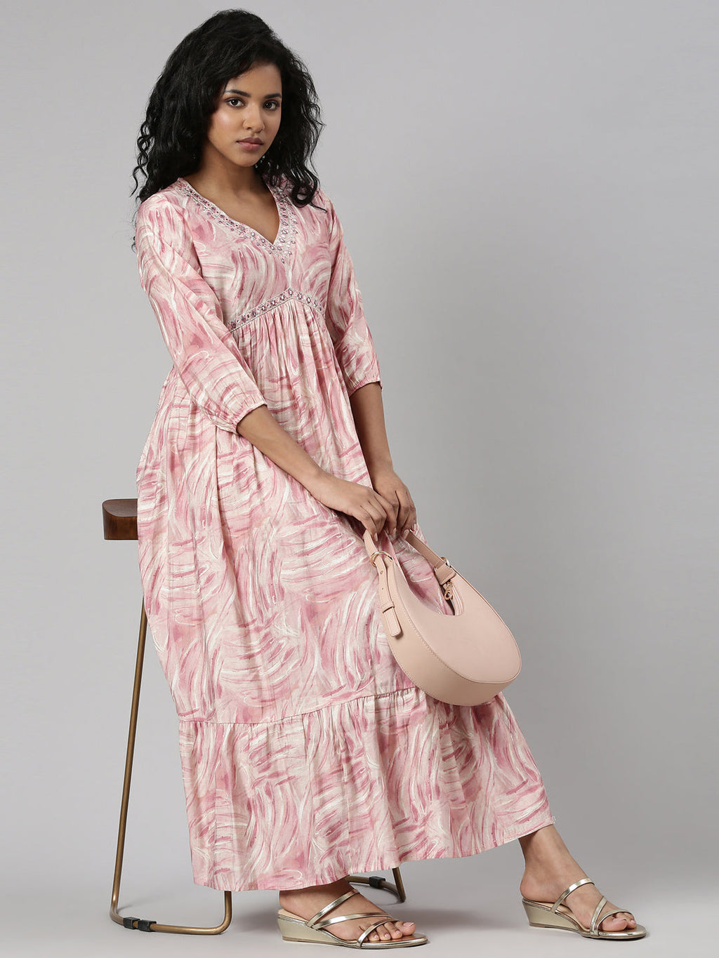Women's Mauve Abstract Printed Sequinned Empire Kurta