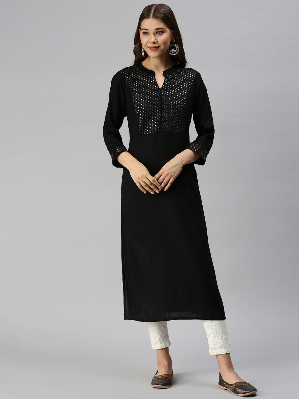 Women's Black Solid Straight Kurta
