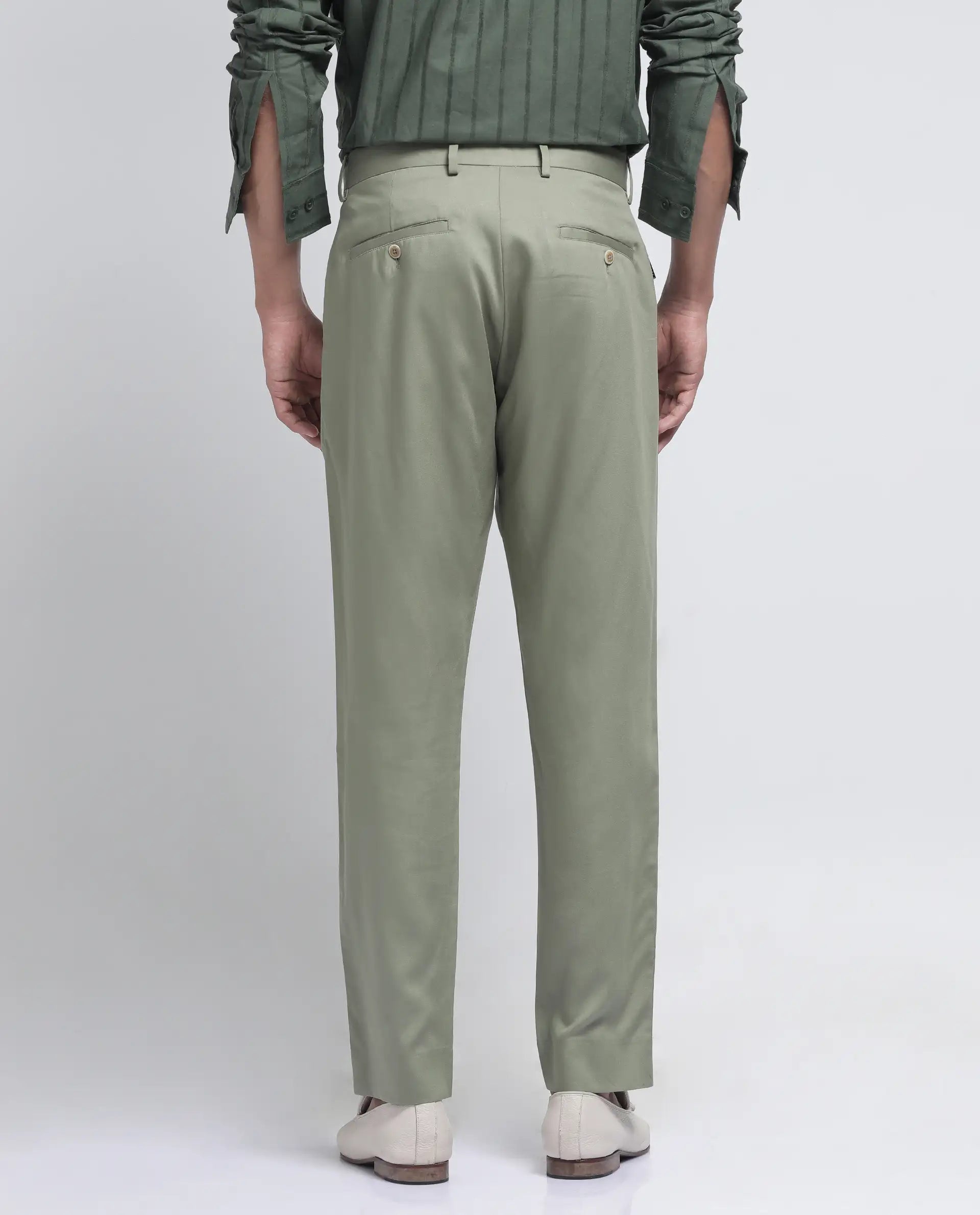 Rare Rabbit Men's Ugo Dusky Green Cotton Blend Plain Regular Fit Trouser