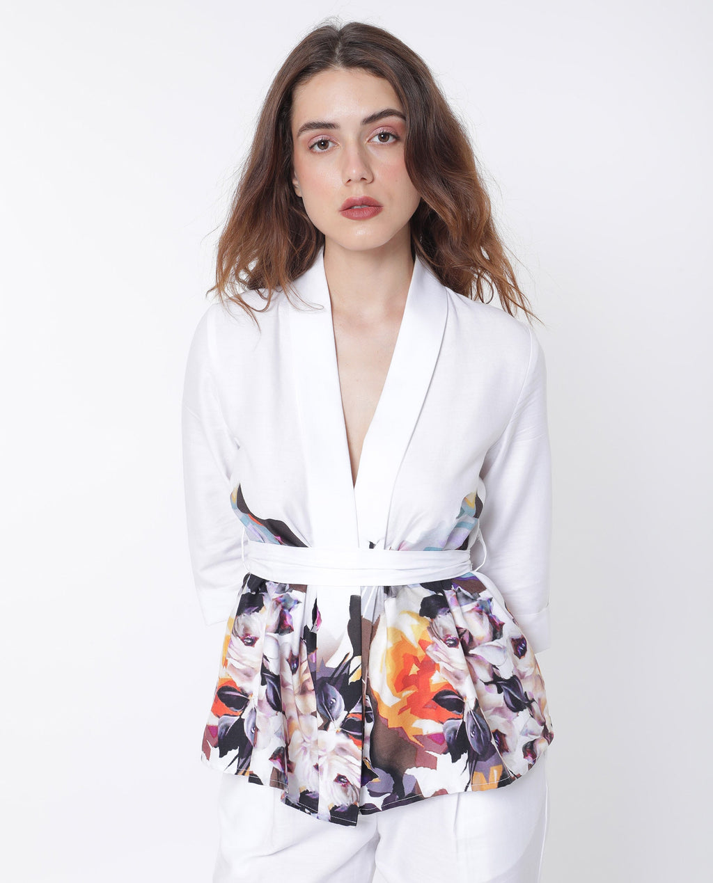Rareism Women's Wangen White Cotton Collarless Floral Print Relaxed Fit Shrug
