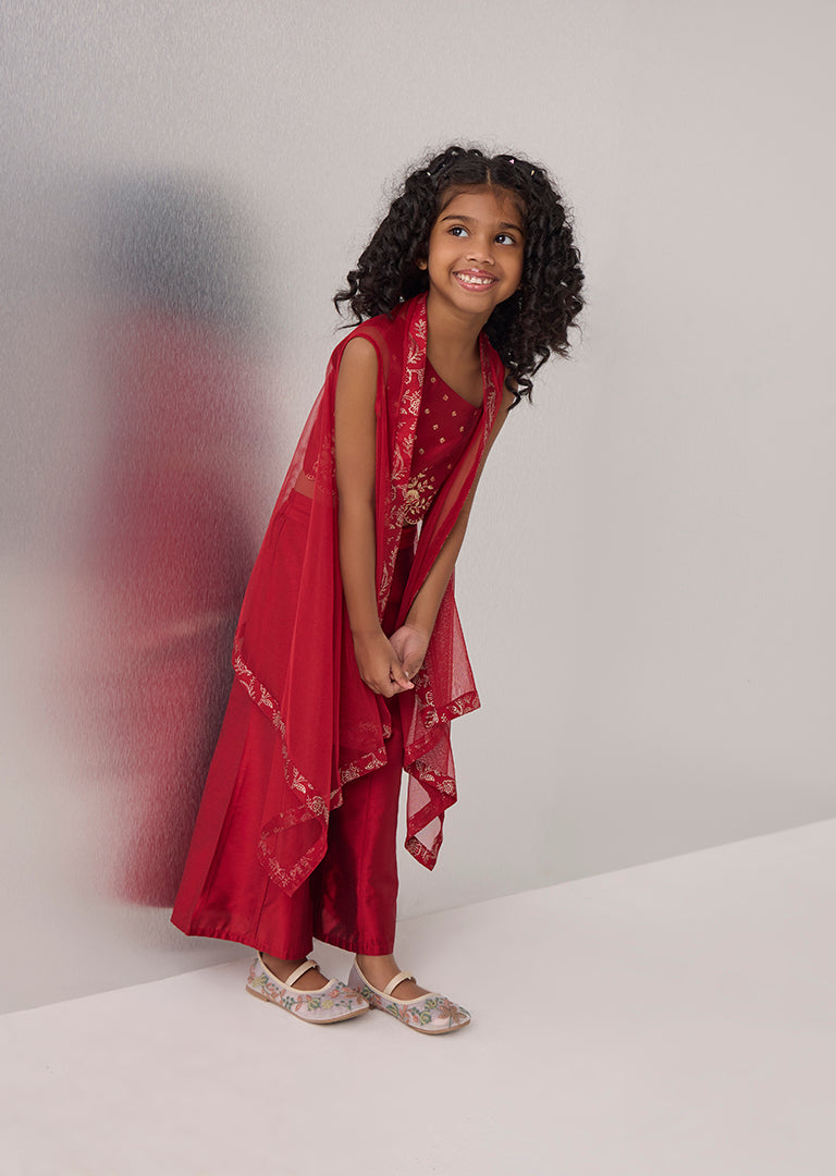 Utsa Kids Red Floral Embroidered Ethnic Set - (2-8yrs)