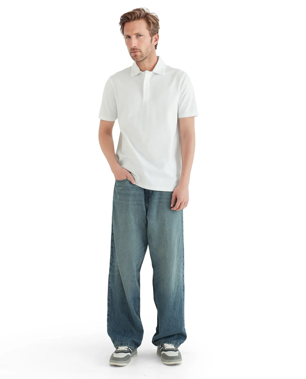 Rare Rabbit Men's Zeni White Cotton Plain Regular Fit Half Sleeve Polo
